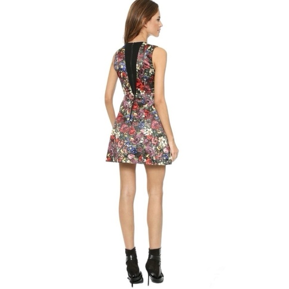 ALICE + OLIVIA Kiro Floral Deep V Lantern Dress Size 2 - Picture 4 of 14